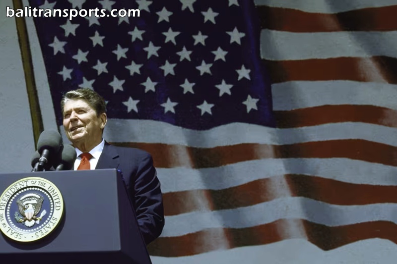 President Ronald Reagan addresses citizens in July 1987