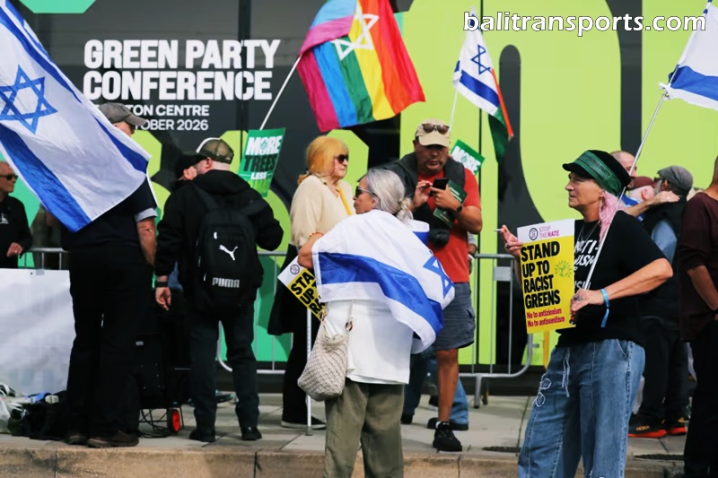 A pro-Israel demonstration during Day Two of the Green Party Conference at Brighton Centre in Brighton, England